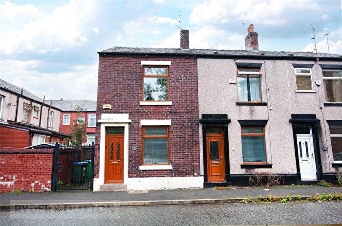 2 Bedroom End Of Terrace House For Sale In Harvard Street, Lowerplace, Rochdale, Greater Manchester, OL11