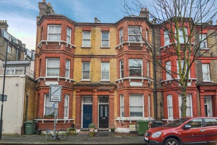 1 Bedroom Flat To Rent In Crewdson Road, London, Uk, SW9