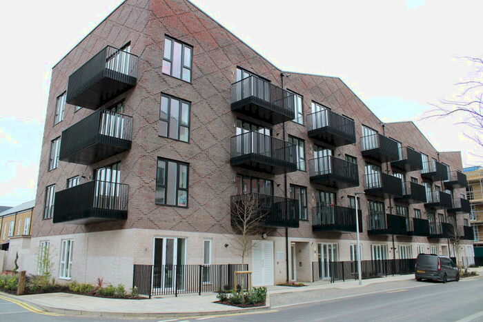 1 Bedroom Apartment To Rent In Rochester Riverside, ME1