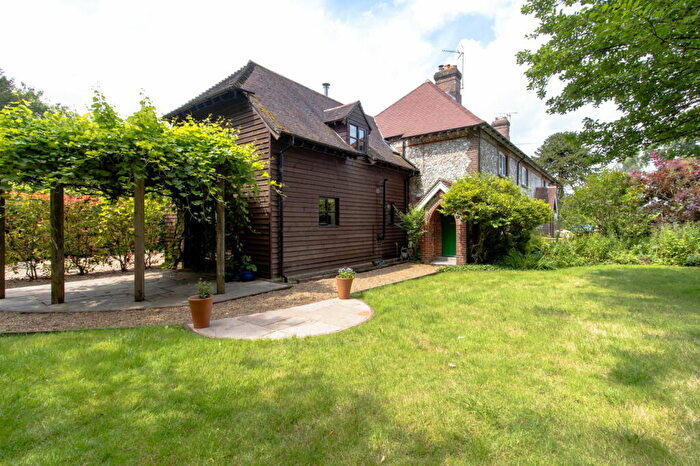 5 Bedroom Semi-Detached House For Sale In Woodlands, Bramdean, Alresford, SO24