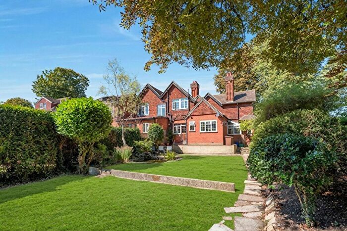 4 Bedroom Semi Detached House For Sale In The Drive, Wallington, SM6