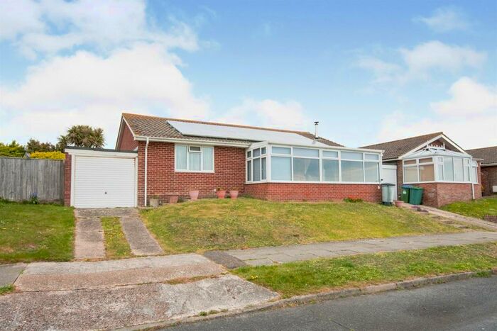 3 Bedroom Detached Bungalow For Sale In St. Andrews Drive, Seaford, BN25