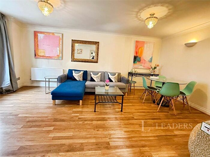 1 Bedroom Flat To Rent In Provincial House, Canute Road, Southampton, SO14