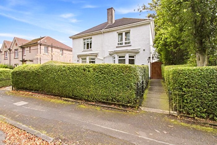 2 Bedroom Semi-Detached House For Sale In Hartstone Road, Glasgow, G53