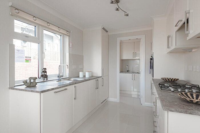 2 Bedroom Park Home For Sale In Exeter, Devon, EX5