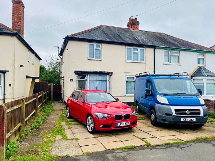 3 Bedroom Semi-Detached House To Rent In Dene Road, Headington, OX3