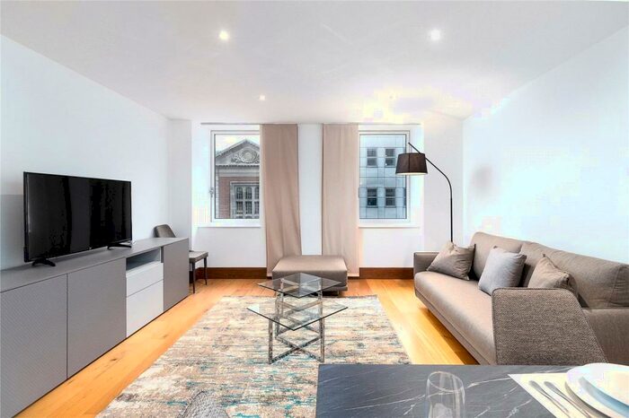 2 Bedroom Flat To Rent In Parkview Residence, Baker Street, London, NW1