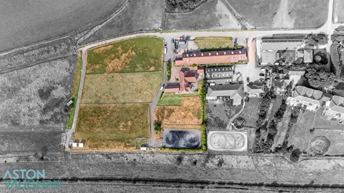 10 Bedroom Detached House For Sale In The Old Racecourse, Lewes, BN7