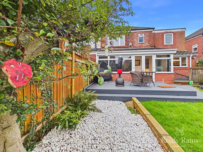 4 Bedroom Semi-Detached House For Sale In Riversdale Road, Hull, East Riding Of Yorkshire, HU6