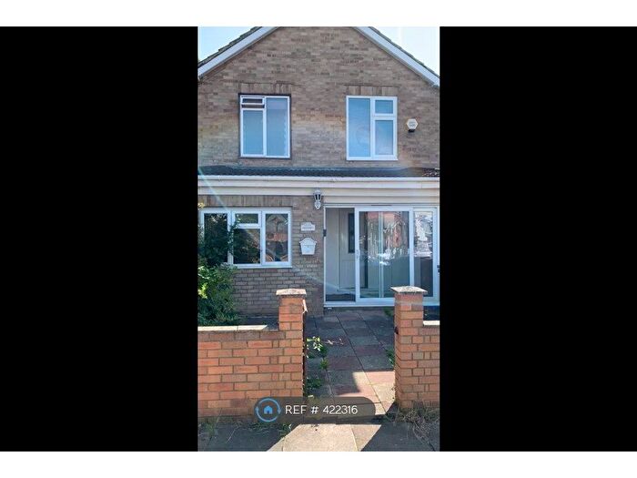 4 Bedroom Detached House To Rent In Westbourne Avenue, London, W3