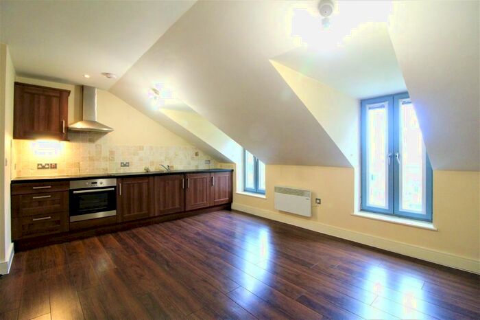 1 Bedroom Apartment To Rent In St Lawrence House, Crawshaw Road, Leeds, LS28