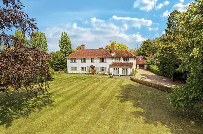 6 Bedroom Detached House For Sale In Little Whelnetham, Bury St Edmunds, IP30