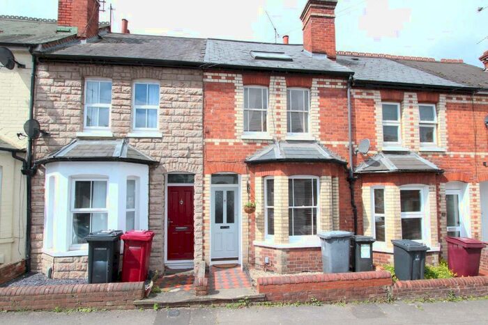 3 Bedroom Terraced House To Rent In Henry Street, Reading, RG1