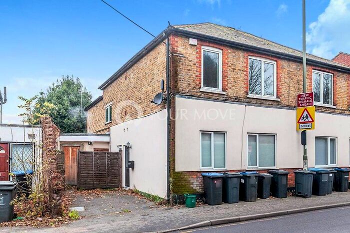 1 Bedroom Flat To Rent In St. Judes Road, Englefield Green, Egham, Surrey TW20