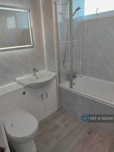 1 Bedroom Flat To Rent In Highland Road, Southsea, PO4