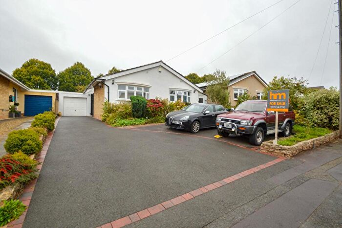 3 Bedroom Bungalow For Sale In Fenshurst Gardens, Long Ashton, Bristol, BS41