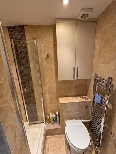 2 Bedroom Apartment To Rent In Vermeer Court, London, E14