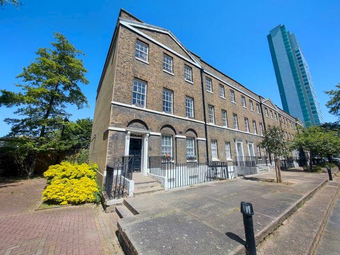 2 Bedroom Flat To Rent In The Terrace, Longshore, Deptford London, SE8