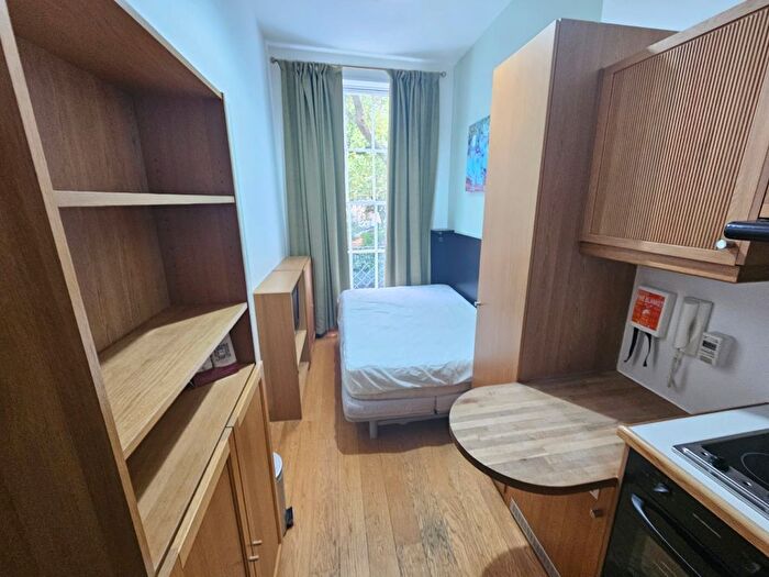 Studio To Rent In Cartwright Gardens, Bloomsbury, WC1H