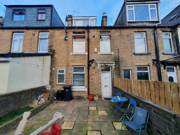 2 Bedroom Terraced House For Sale In Melrose Street, Halifax, HX3