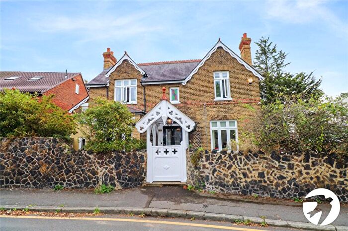 4 Bedroom Detached House For Sale In Bedwell Road, Belvedere, DA17