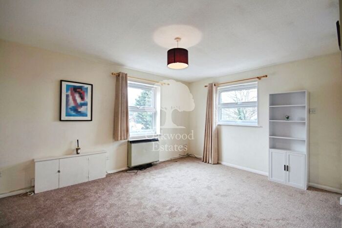 2 Bedroom Flat To Rent In High Street, Iver, SL0