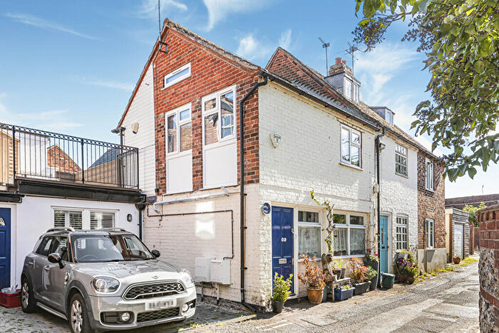 2 Bedroom Cottage For Sale In Mill Lane, Wallingford, OX10