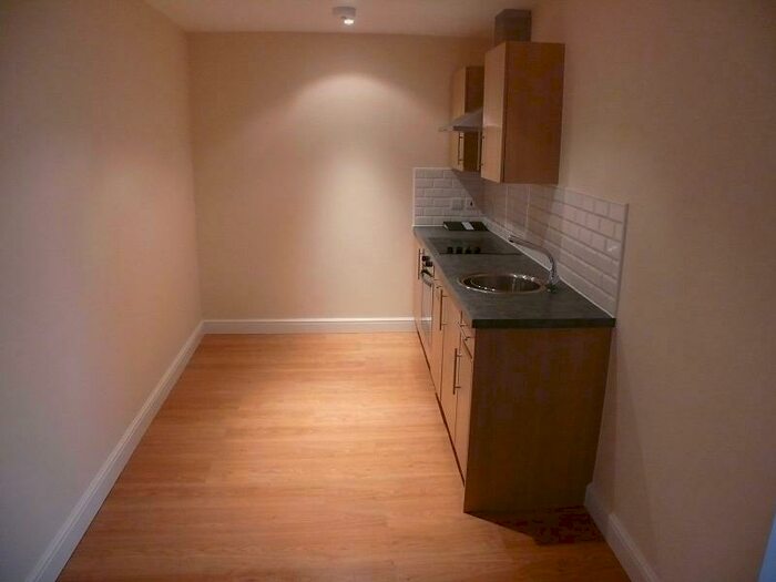1 Bedroom Flat To Rent In Sunbridge Road, Bradford, BD1
