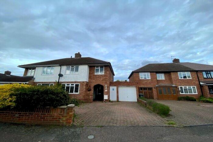3 Bedroom Property To Rent In Fairholme, Bedford, MK41