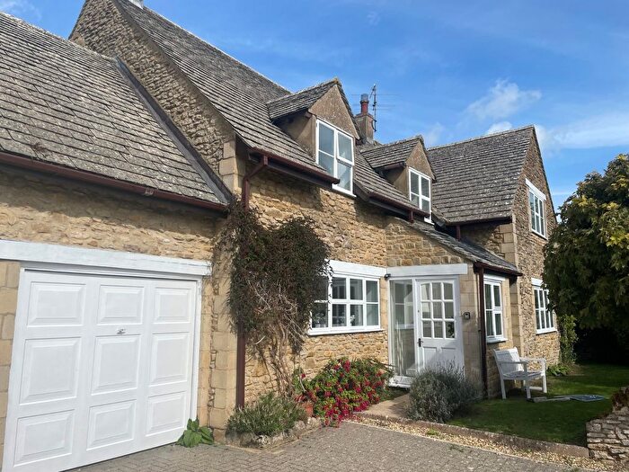 5 Bedroom Detached House For Sale In Buckland, Faringdon, Oxfordshire, SN7