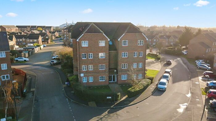 2 Bedroom Flat For Sale In Fairway Drive, London, SE28
