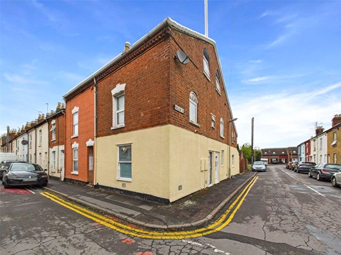 2 Bedroom End Terrace House For Sale In Widden Street, Gloucester, Gloucestershire, GL1