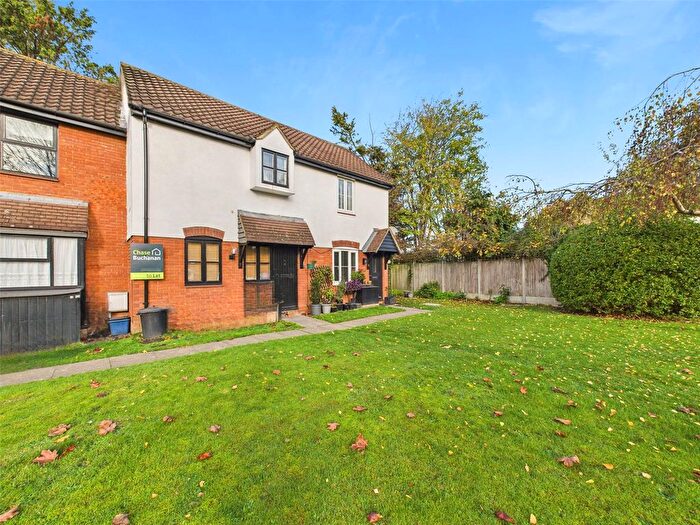 1 Bedroom Terraced House To Rent In Jonquil Gardens, Hampton, TW12