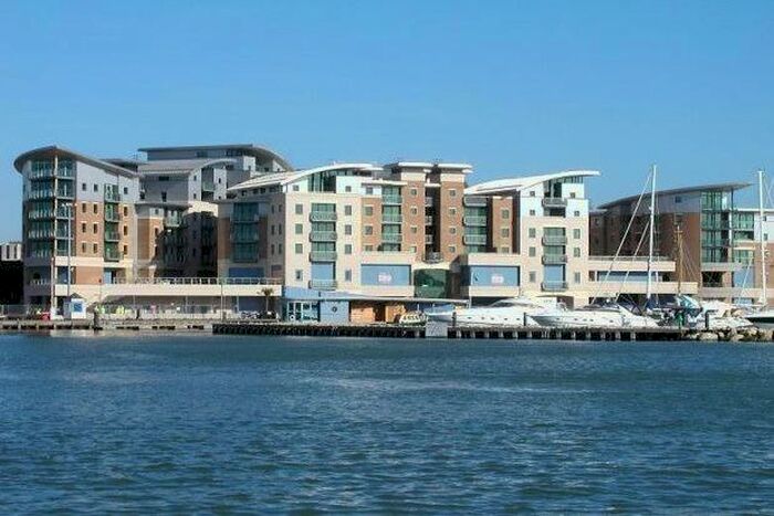 2 Bedroom Flat To Rent In Dolphin Quays, Poole, BH15