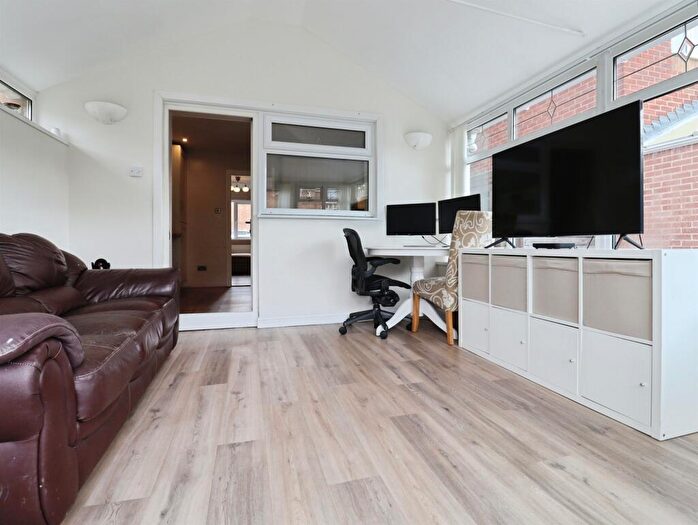 2 Bedroom Semi-Detached House For Sale In Bramble Avenue, Barry, CF62