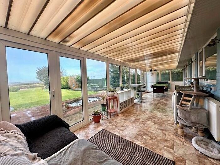 2 Bedroom Bungalow To Rent In Wrights Close, South Wonston, Winchester, SO21