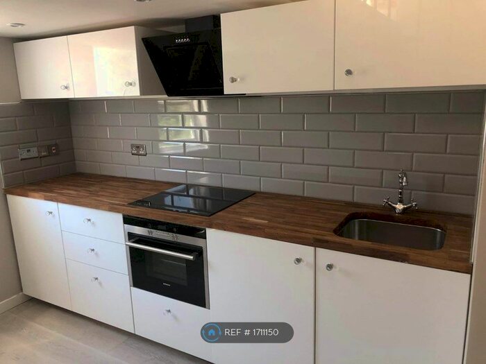 Studio To Rent In Hallowell Road, Northwood, HA6