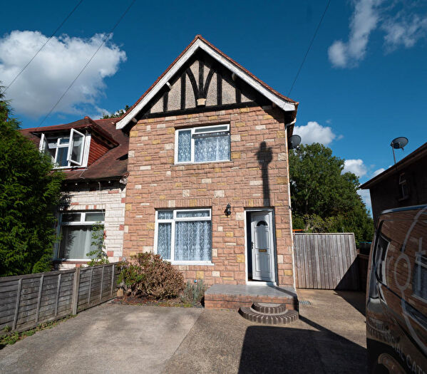 2 Bedroom Semi-Detached House For Sale In Lupin Road, Southampton, SO16
