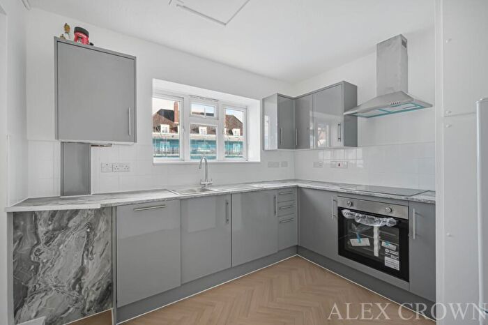 2 Bedroom Flat To Rent In Carlton Lodge, Carlton Road, Finsbury Park, N4