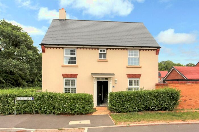 3 Bedroom Detached House To Rent In Slopers Lea, Devizes, Wiltshire, SN10