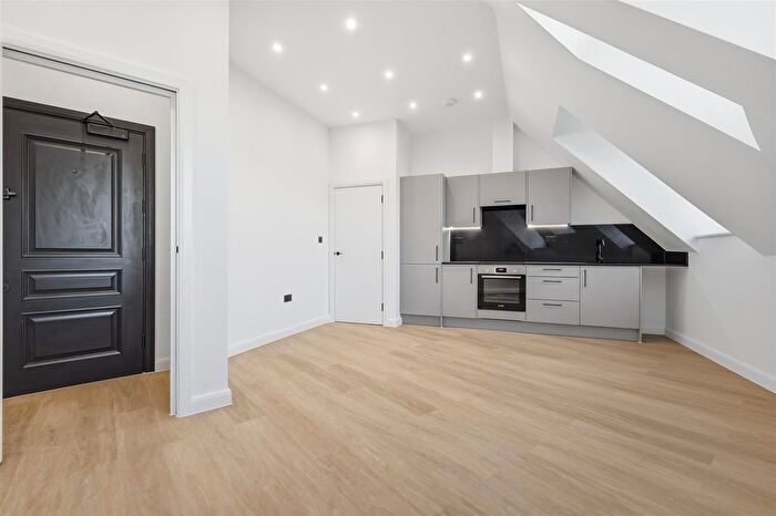 1 Bedroom Flat To Rent In Headgate, Colchester, CO3