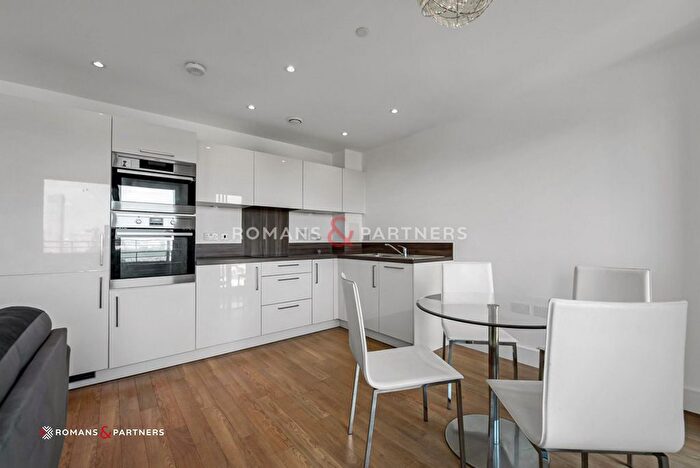 1 Bedroom Flat For Sale In Ivy Point, Bromley-By-Bow, E3