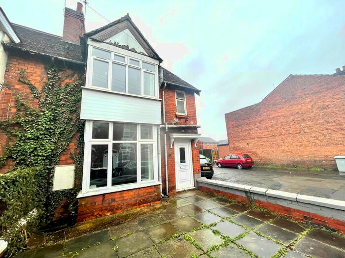 3 Bedroom Property To Rent In Bedford Street, Crewe, CW2