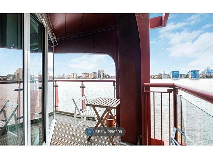 2 Bedroom Flat To Rent In Seacon Tower, London, E14