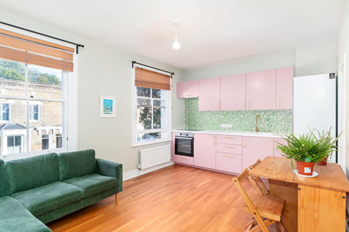 2 Bedroom Apartment To Rent In Billington Road, London, SE14