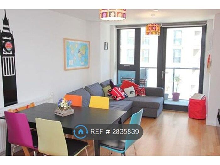 2 Bedroom Flat To Rent In Jubilee Heights, London, SE10