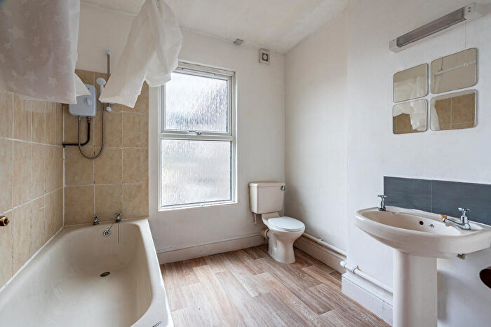 1 Bedroom Flat For Sale In Imperial Chambers, Gloucester Road, Avonmouth, Bristol, BS11