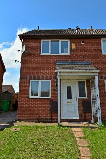 2 Bedroom Terraced House To Rent In Evans Road, Basford, NG6
