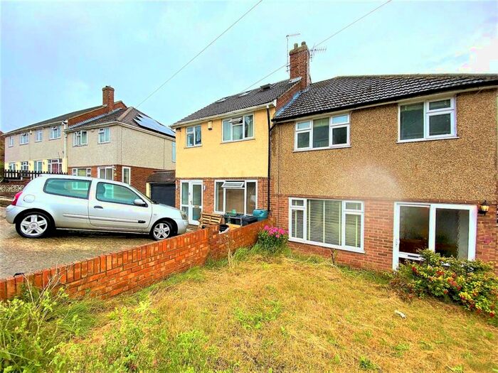 3 Bedroom End Of Terrace House To Rent In Coombfield Drive, Dartford, DA2