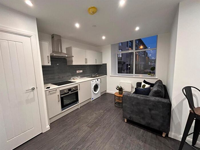Apartment To Rent In Spectrum House, East Parade, Bradford, BD1